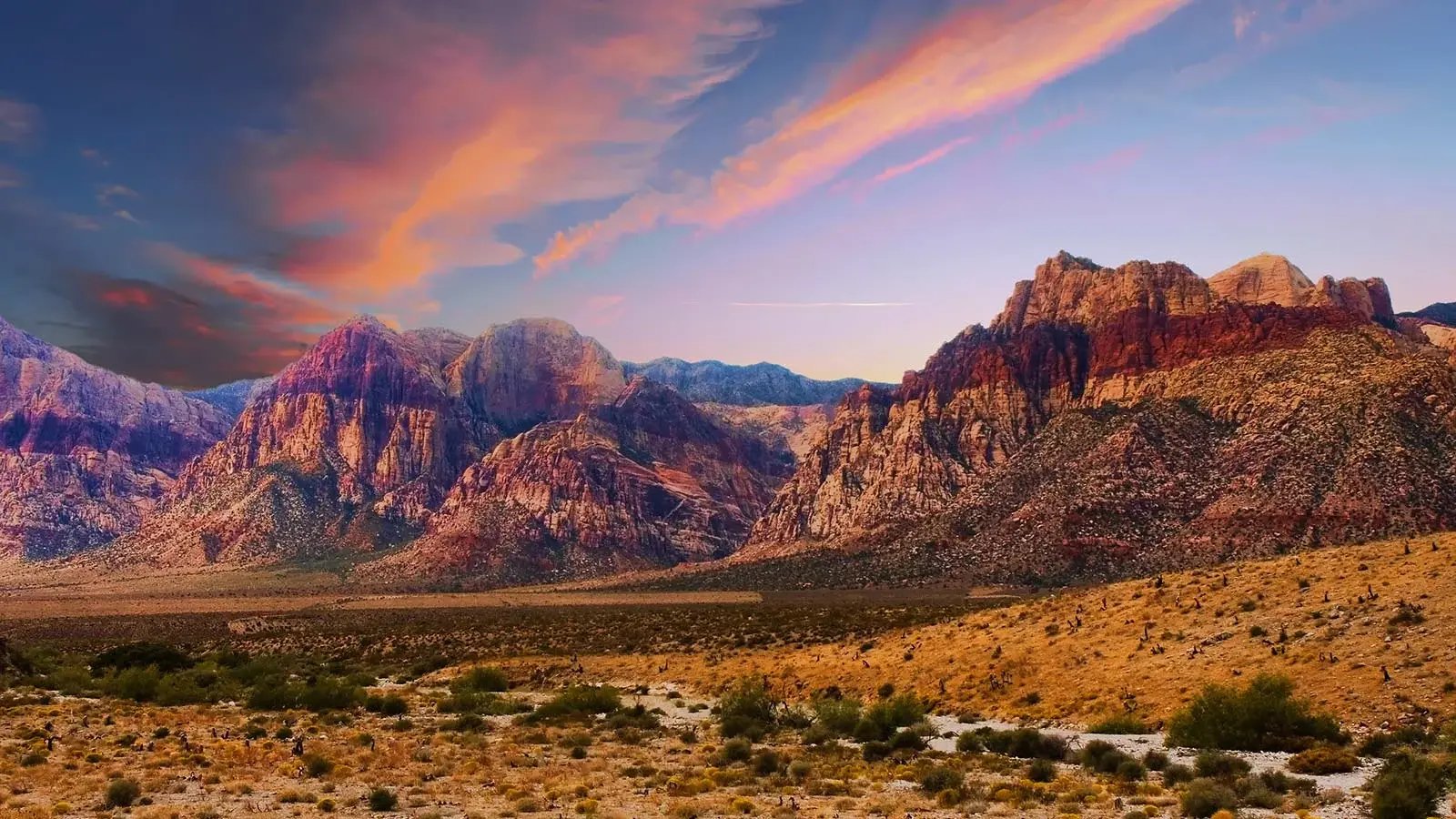 Desert landscape outside of Las Vegas, NV